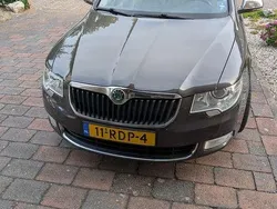 Bruin Gebruikt 2011 Skoda Superb LAURIN & KLEMENT Sedan | € 6.495