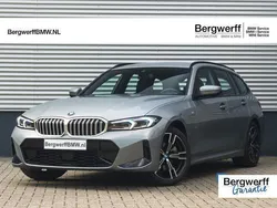 Grijs Gebruikt 2024 BMW 330 M Sport Stationwagen | € 46.875 (Eerlijke prijs)