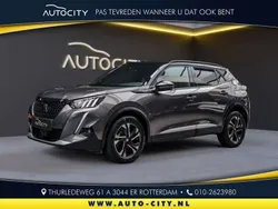 Grijs, metallic lak Gebruikt 2022 Peugeot 2008 GT-line SUV | € 22.950 (Eerlijke prijs)