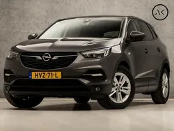 Grijs, metallic lak Gebruikt 2020 Opel Grandland X Sport SUV | € 15.745 (Goede deal)