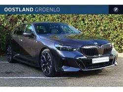 Grijs, metallic lak Gebruikt 2024 BMW 530 M Sport Sedan | € 73.450