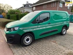 Groen Gebruikt 2019 Peugeot Partner Premium Van | € 7.250 (Super prijs)