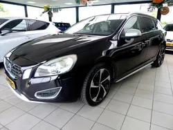 Zwart Gebruikt 2011 Volvo V60 Summum Stationwagen | € 12.500 (Duur)