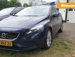Blauw Gebruikt 2012 Volvo V40 Summum Stationwagen | € 8.750 (Eerlijke prijs)