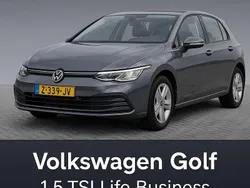 Grijs Gebruikt 2023 VW Golf VIII Life Stationwagen | € 24.750 (Goede deal)