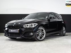 Zwart, metallic lak Gebruikt 2017 BMW 118 M Sport Hatchback | € 17.900 (Eerlijke prijs)