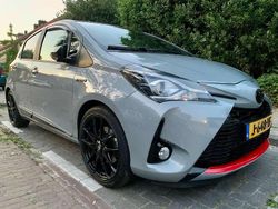 Grijs Gebruikt 2019 Toyota Yaris Sport MPV | € 16.250