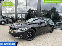 Zwart Gebruikt 2020 BMW 320 Executive Stationwagen | € 21.900 (Super prijs)