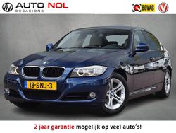 Blauw, metallic lak Gebruikt 2011 BMW 318 Luxury Line Sedan | € 8.950 (Eerlijke prijs)