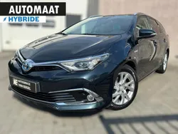 Grijs Gebruikt 2015 Toyota Auris Hybrid Stationwagen | € 9.950 (Goede deal)