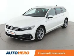 Wit Gebruikt 2020 VW Passat GTE Stationwagen | € 26.149 (Eerlijke prijs)