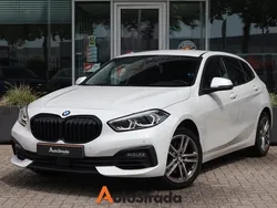 Wit Gebruikt 2021 BMW 116 Executive Hatchback | € 21.700 (Eerlijke prijs)
