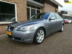 Grijs, metallic lak Gebruikt 2005 BMW 525 Executive Sedan | € 5.950 (Eerlijke prijs)