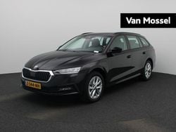 Zwart Gebruikt 2024 Skoda Octavia Business Line Stationwagen | € 32.900 (Iets duurder)