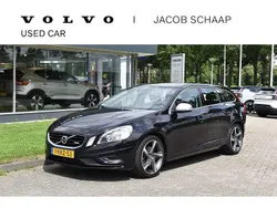 Gebruikt 2010 Volvo V60 R-Design Stationwagen | € 13.500