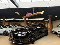 Zwart Gebruikt 2013 Audi S8 Sedan | € 34.950