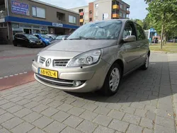 Beige Gebruikt 2009 Renault Scénic III MPV | € 3.250 (Goede deal)