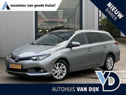 Grijs Gebruikt 2018 Toyota Auris Touring Sports Stationwagen | € 18.950 (Eerlijke prijs)