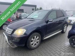 Gebruikt 2005 Mercedes ML320 SUV | € 3.950 (Goede deal)