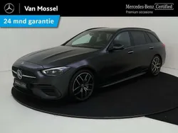 Grijs, metallic lak Gebruikt 2024 Mercedes C180 AMG line Stationwagen | € 49.945 (Iets duurder)