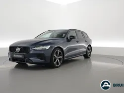 Blauw Gebruikt 2023 Volvo V60 Plus Stationwagen | € 44.900 (Eerlijke prijs)