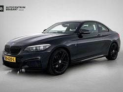 Zwart Gebruikt 2018 BMW 218 Executive Coupé | € 19.845 (Eerlijke prijs)