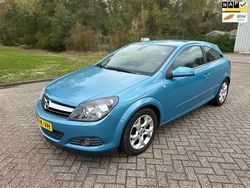 Blauw Gebruikt 2005 Opel Astra GTC Sport Hatchback | € 2.099