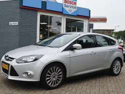 Grijs Gebruikt 2011 Ford Focus Hatchback | € 4.950 (Eerlijke prijs)