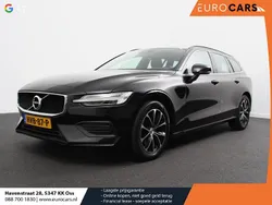 Zwart Gebruikt 2022 Volvo V60 Momentum Stationwagen | € 32.250 (Goede deal)