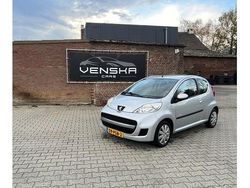 Grijs Gebruikt 2011 Peugeot 107 Hatchback | € 1.899 (Eerlijke prijs)