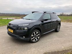 Zwart Gebruikt 2016 Citroën C4 Cactus PureTech Hatchback | € 8.000 (Eerlijke prijs)