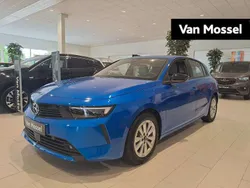 Blauw Gebruikt 2024 Opel Astra Hatchback | € 28.240 (Eerlijke prijs)