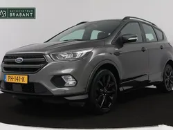Grijs Gebruikt 2017 Ford Kuga ST-Line SUV | € 14.945 (Eerlijke prijs)