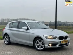 Grijs Gebruikt 2015 BMW 118 Sport Line Hatchback | € 11.950 (Super prijs)