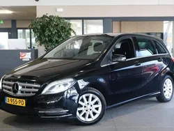 Zwart Gebruikt 2014 Mercedes B180 Ambition MPV | € 9.450 (Eerlijke prijs)