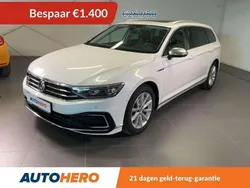 Wit Gebruikt 2020 VW Passat GTE Stationwagen | € 25.149 (Eerlijke prijs)