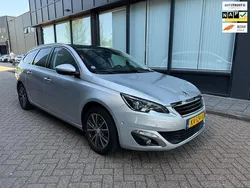 Grijs Gebruikt 2016 Peugeot 308 Premium Stationwagen | € 7.950 (Goede deal)