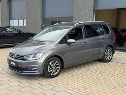 Grijs Gebruikt 2018 VW Touran Highline MPV | € 22.995 (Goede deal)