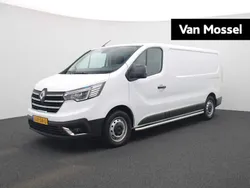 Ijswit 369 Gebruikt 2023 Renault Trafic Komfort Van | € 22.630 (Eerlijke prijs)