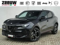 Zwart Nieuw 2025 Alfa Romeo Junior Edizione Speciale SUV | € 38.900 (Goede deal)