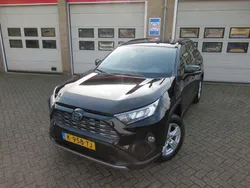 Zwart Gebruikt 2021 Toyota RAV4 Hybrid Business Edition SUV | € 31.500 (Goede deal)