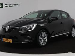Zwart Gebruikt 2020 Renault Clio V Zen Hatchback | € 10.499 (Eerlijke prijs)