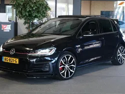 Zwart, metallic lak Gebruikt 2017 VW Golf VII GTI Hatchback | € 15.950 (Goede deal)