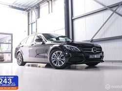 Zwart, metallic lak Gebruikt 2015 Mercedes C350e Edition Stationwagen | € 14.990 (Eerlijke prijs)