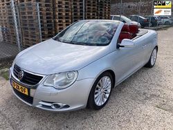 Grijs Gebruikt 2008 VW Eos Cabriolet | € 4.850 (Eerlijke prijs)