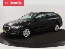 Zwart Gebruikt 2022 Skoda Octavia Business Line Stationwagen | € 14.900 (Super prijs)
