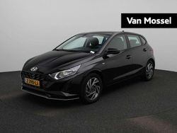 Zwart Gebruikt 2024 Hyundai i20 Comfort Hatchback | € 18.940 (Eerlijke prijs)