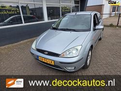 Grijs Gebruikt 2004 Ford Focus Futura Hatchback | € 1.250 (Eerlijke prijs)