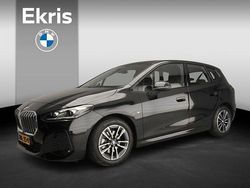 Zwart Gebruikt 2025 BMW 220 Comfort Edition Stationwagen | € 45.900 (Duur)