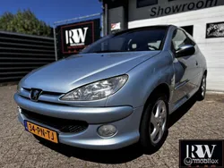 Grijs Gebruikt 2004 Peugeot 206 Hatchback | € 1.395
